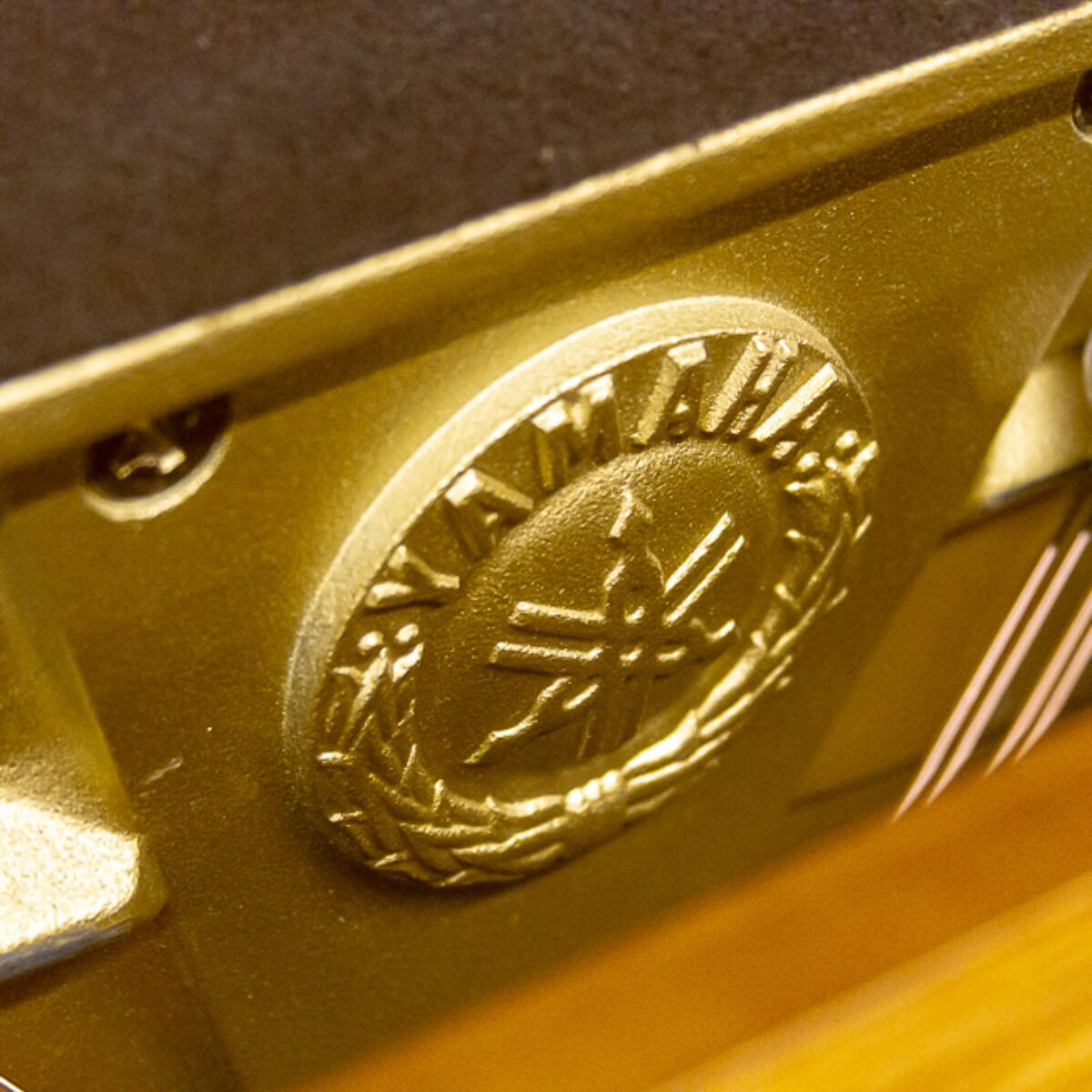 Used Yamaha P22 Studio Upright Piano in Oak Finish - Image 3