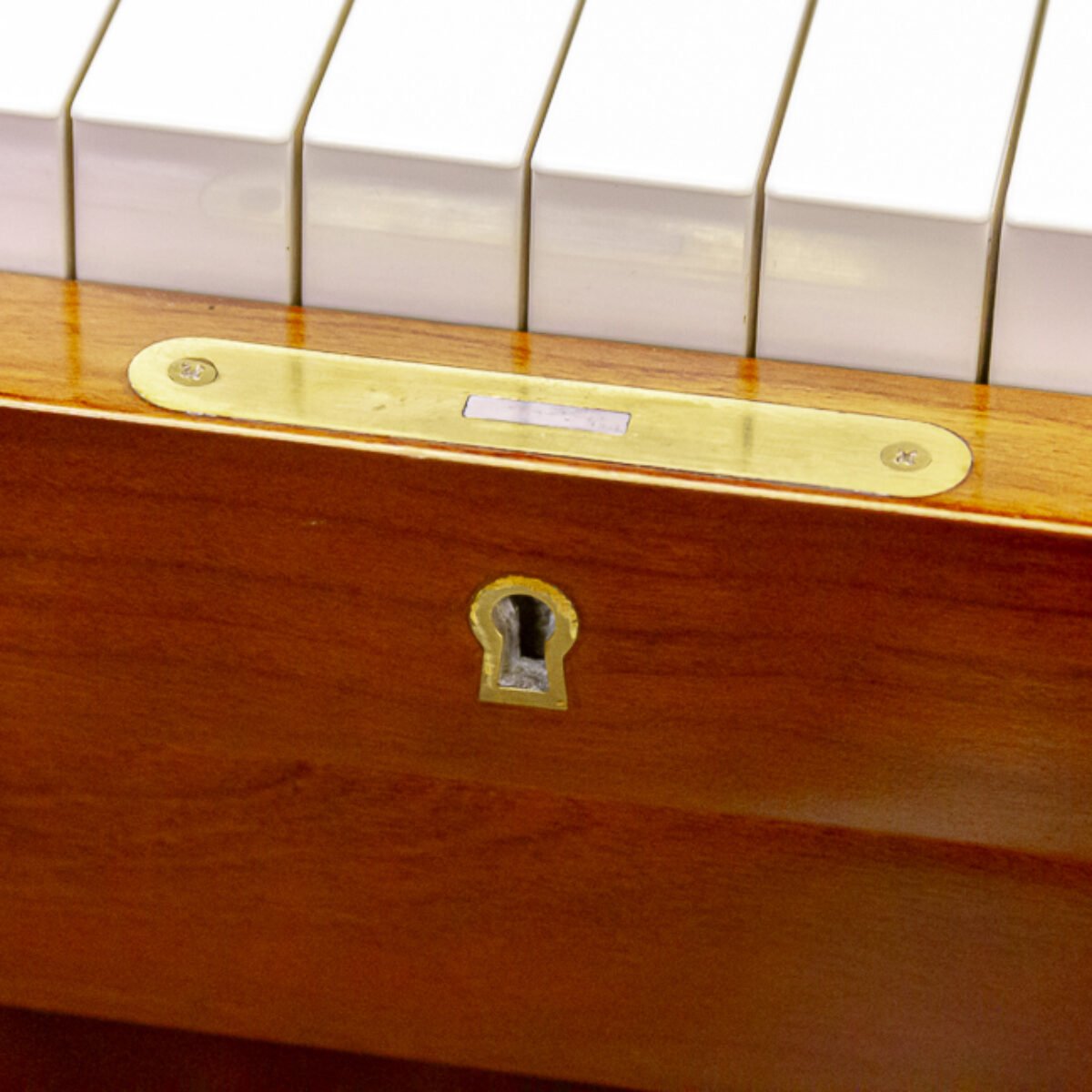 Hyundai U-860 Studio Upright - Image 2