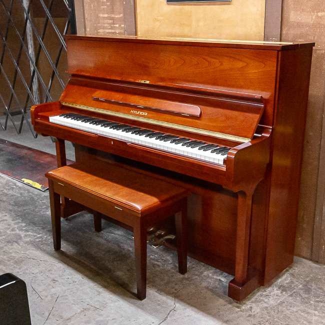 Hyundai U-860 Studio Upright