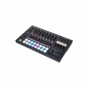 Roland MC-707 B-Stock