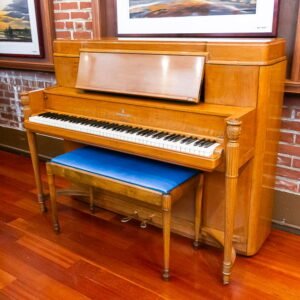 Steinway & Sons 45 Studio