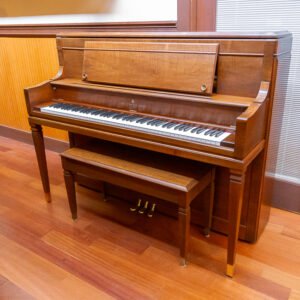Steinway & Sons 4510 Sheraton Upright