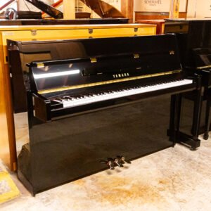 Used Yamaha B1 Upright Piano in Polished Ebony